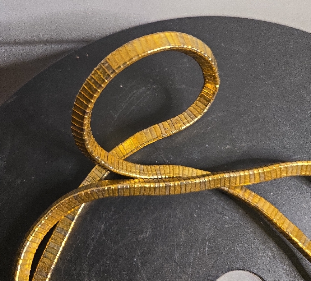 Gold-Tone Snake Triangle Link Chain Necklace Unusual - Picture 3 of 7